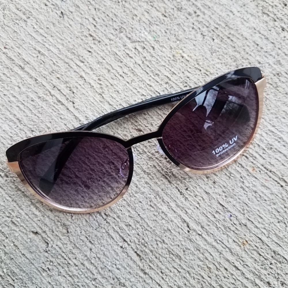 Black and Gold Sunglasses NWT